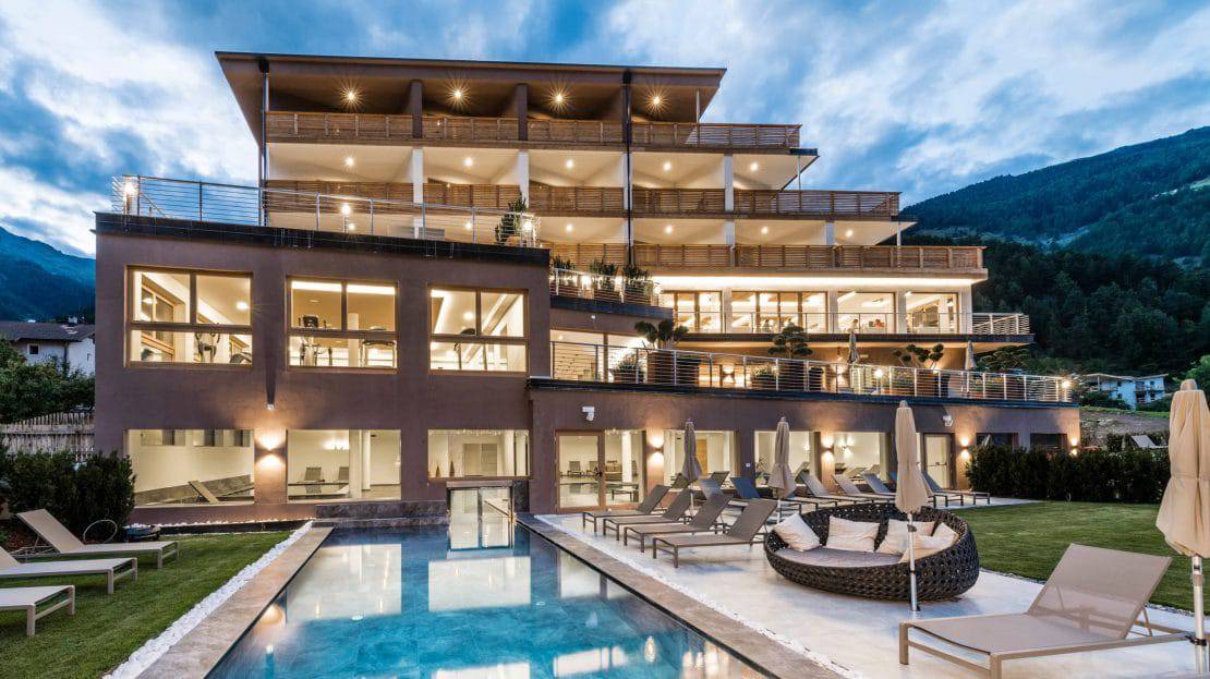 Tuberis Nature & Spa Resort: Sommer, Außenbereich, Pool, Garten, Wellness