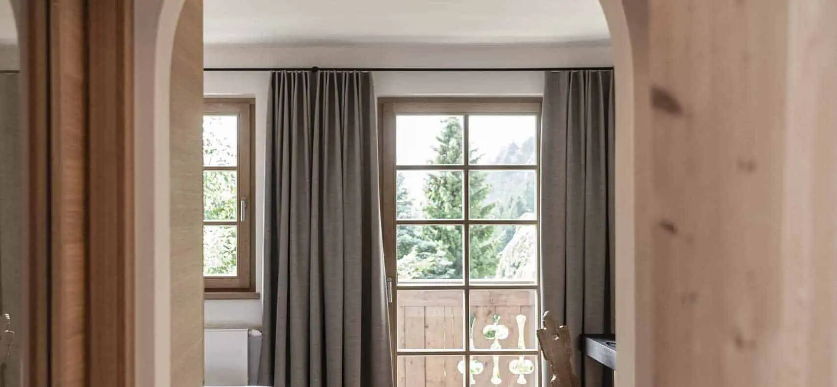 Hotel Strasserwirt für den Urlaub mit Hund in Osttirol / zertifiziert hundefreundliches Hotel / Zimmeransicht 2