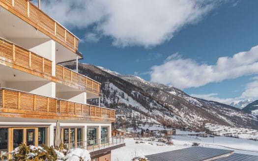 Außenansicht Hotel in den Bergen im Winter, Hotel Tuberis, Urlaub mit Hund