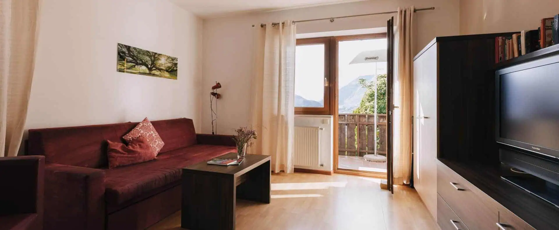 Balkon und Wohnbereich, Mair am Ort. (c) Benjamin Pfitscher