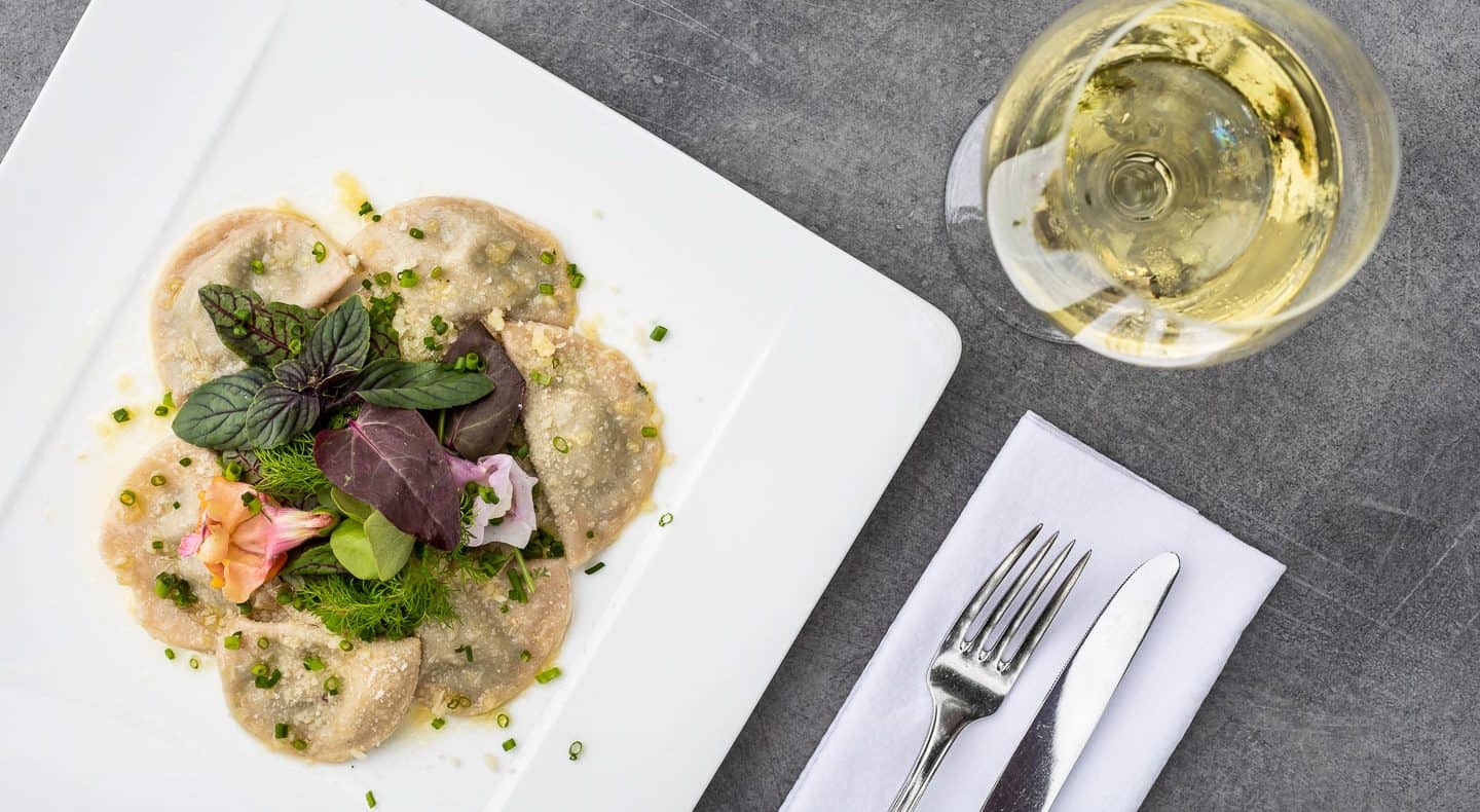 Österreichurlaub mit Hund, Wanderhotel Vinschgerhof, Essen, Restaurant, Wandern mit Hund