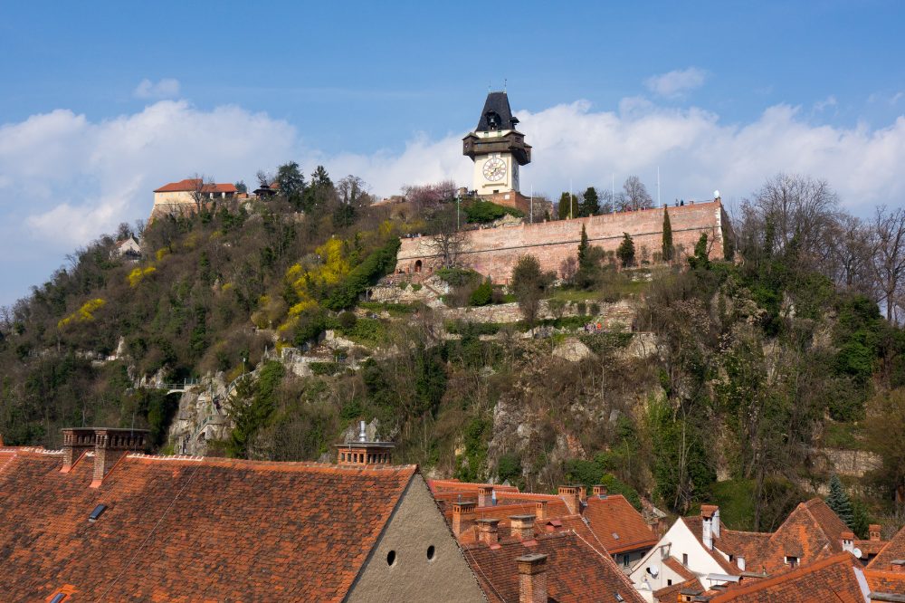 Grazer Schlossberg ist ein beliebtes Ausflugsziel für Menschen und Hunde.