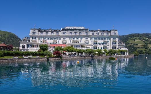 Grandhotel Zell am See, Aussenanaicht Sommer