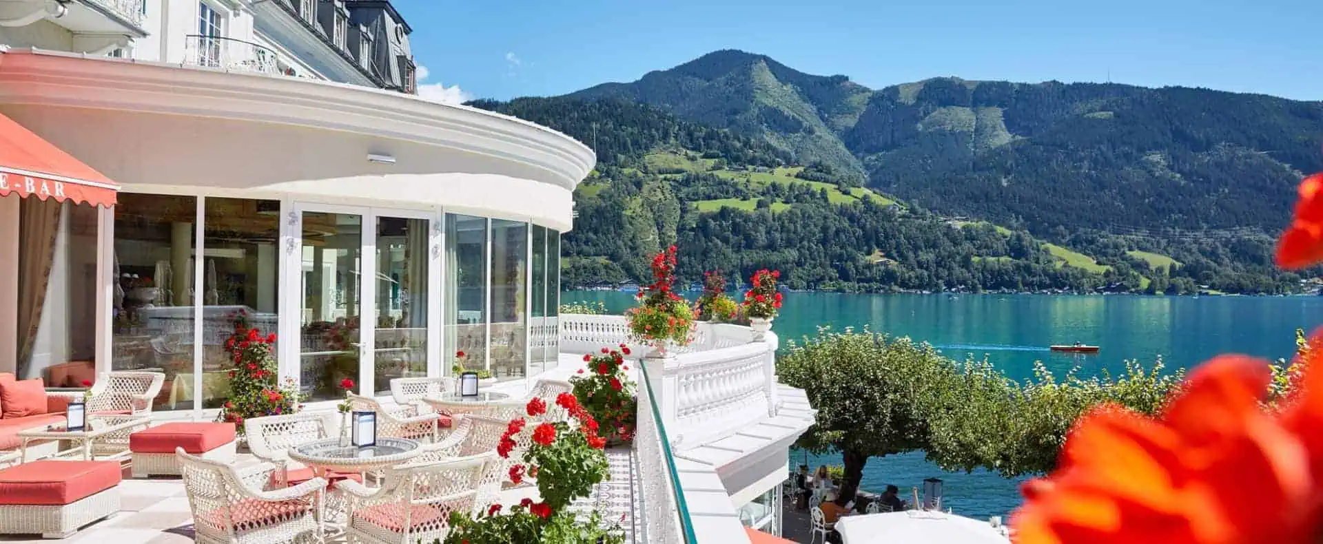 Grandhotel Zell am See, Seebar Terrasse. (c) Michael Huber