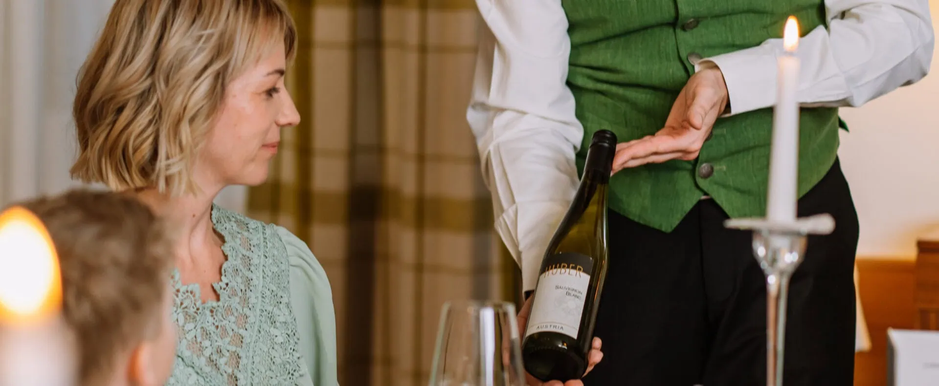 Weinservice im Restaurant des Auszeit Hotels St. Lambrecht